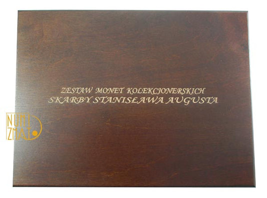 1. Skarby Stanisława Augusta kaseta Numizmato de Luxe na monety 50 zł i 500 zł